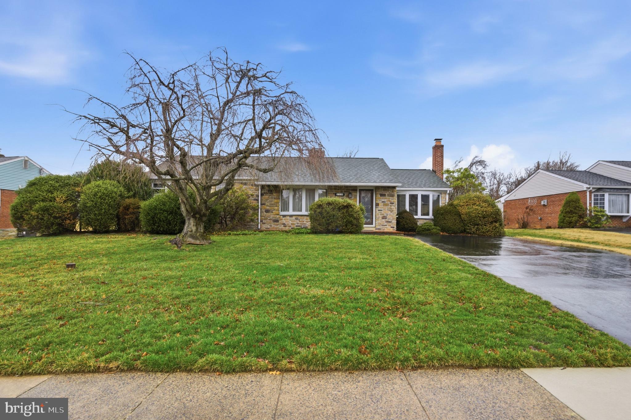 LANGFORD HILLS - Residential