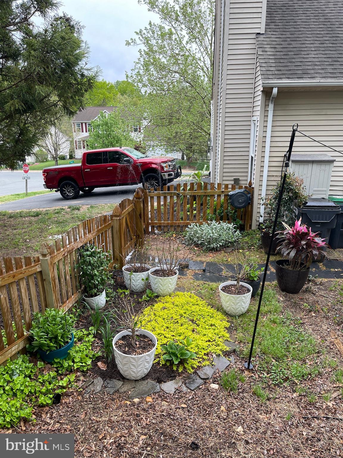 WATFORD VILLAGE - Residential