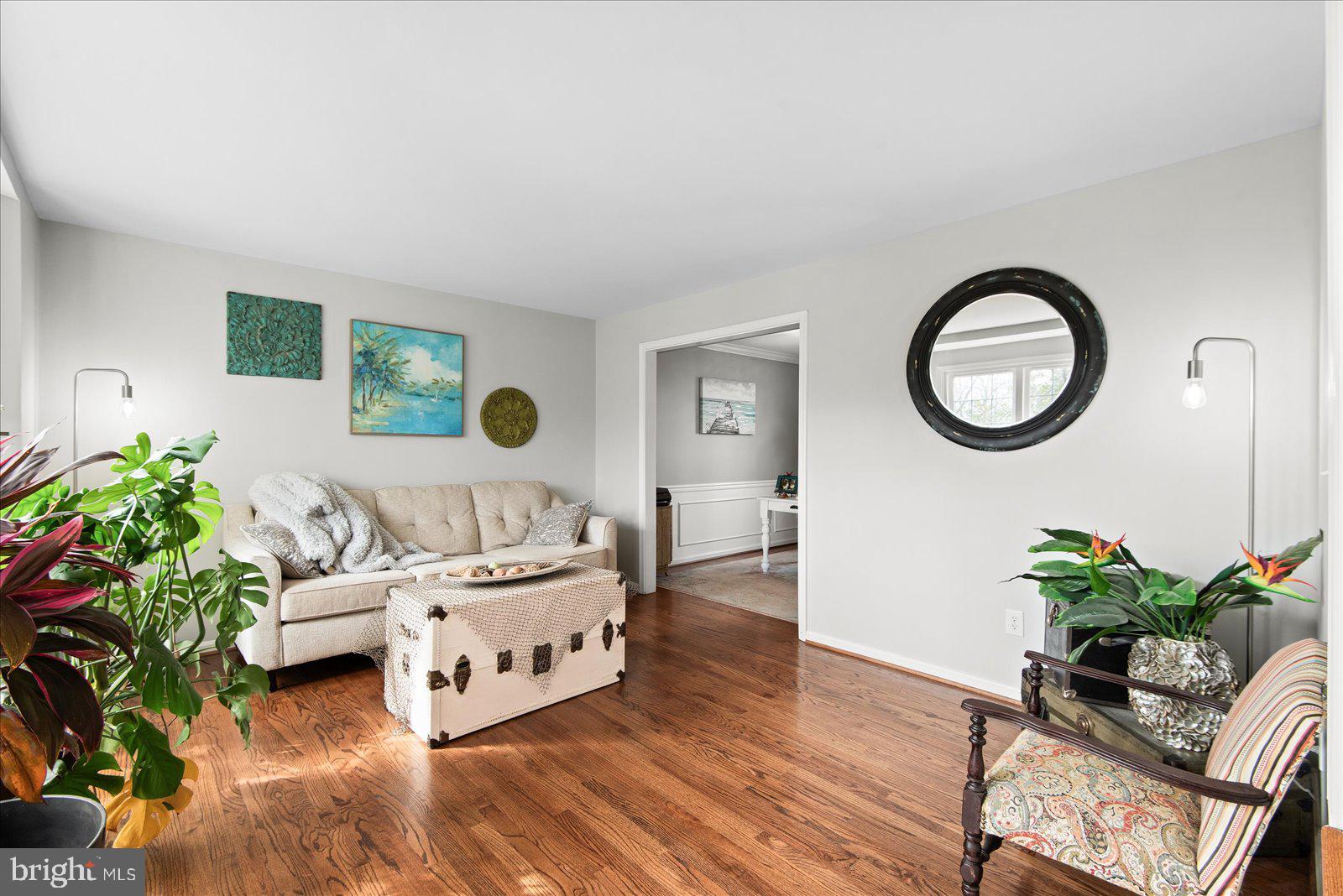 WATFORD VILLAGE - Residential