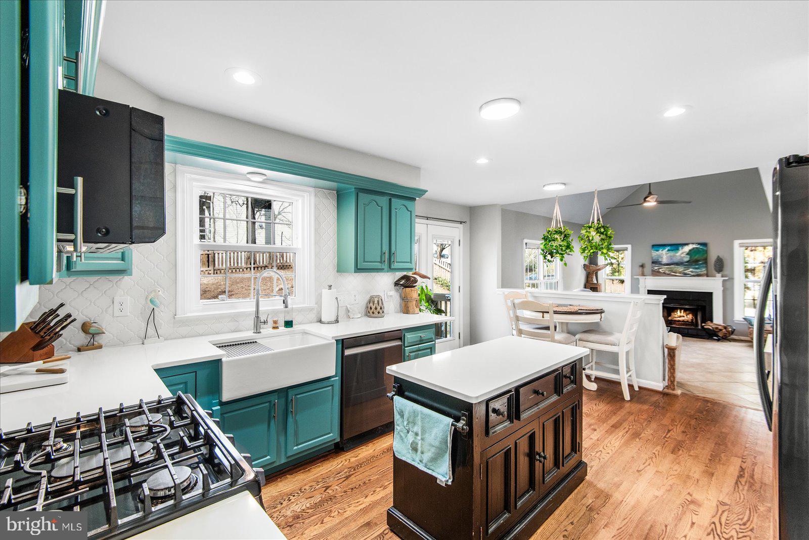 WATFORD VILLAGE - Residential