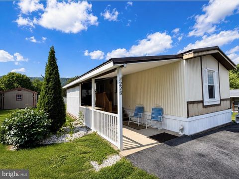 Mobile Home For Sale - 228 Ash Street<br/> Centre County, BELLEFONTE, PA 16823
