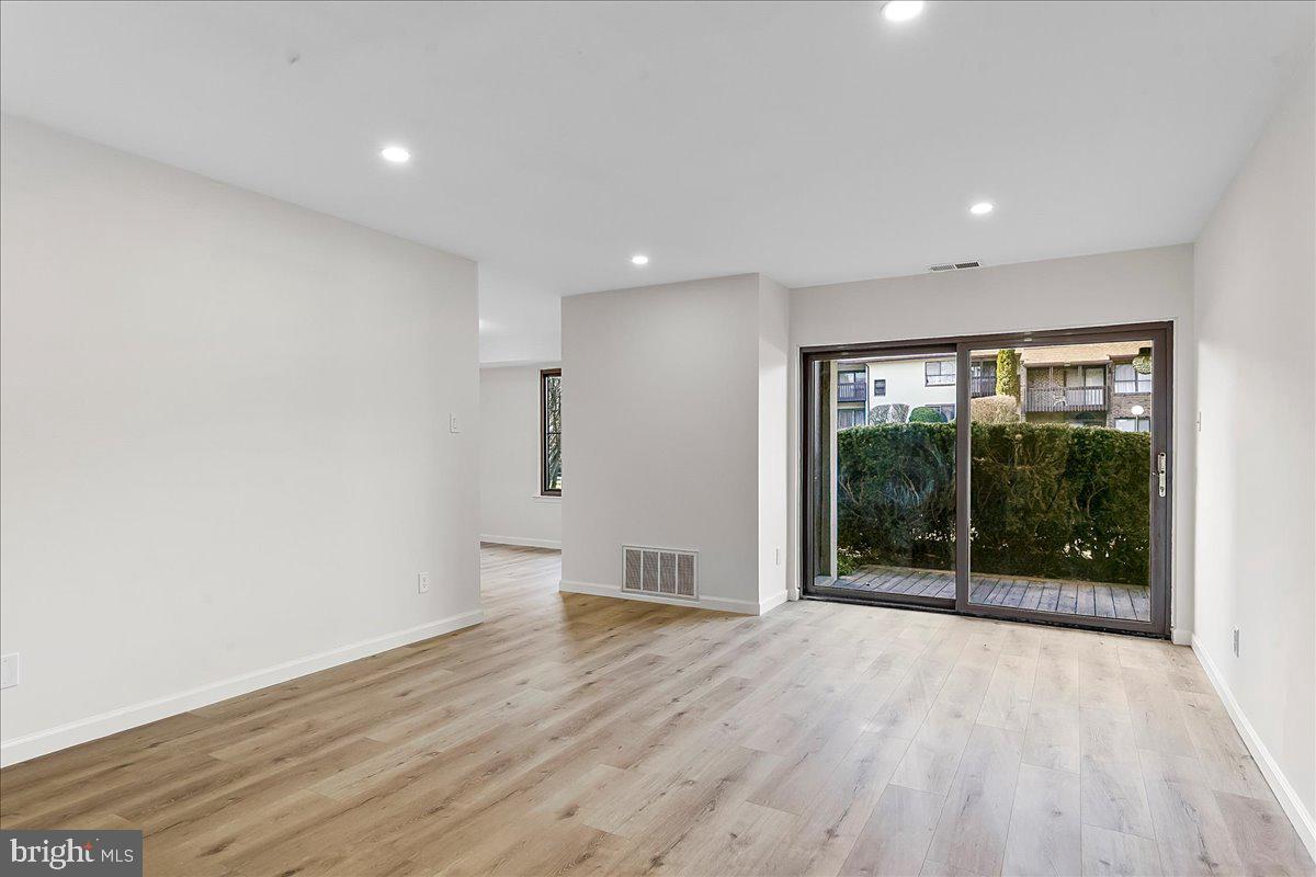 RAINTREE - Residential