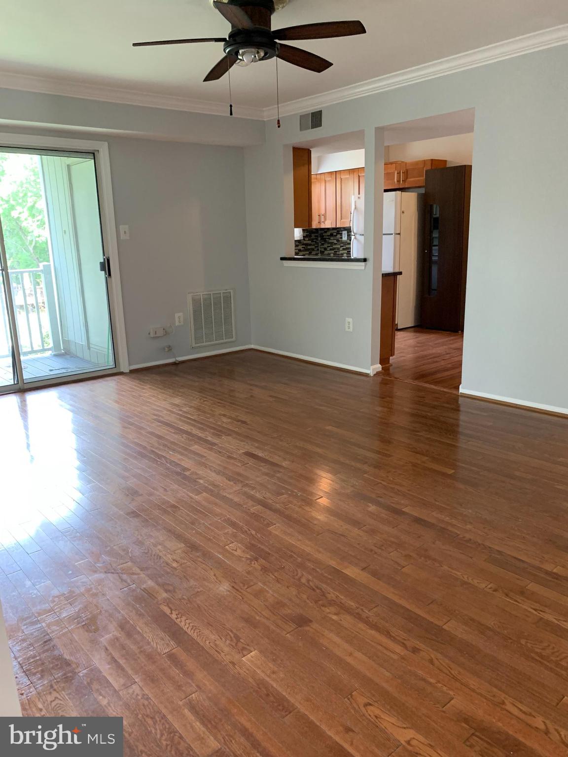 ANTIETAM SQUARE - Residential Lease