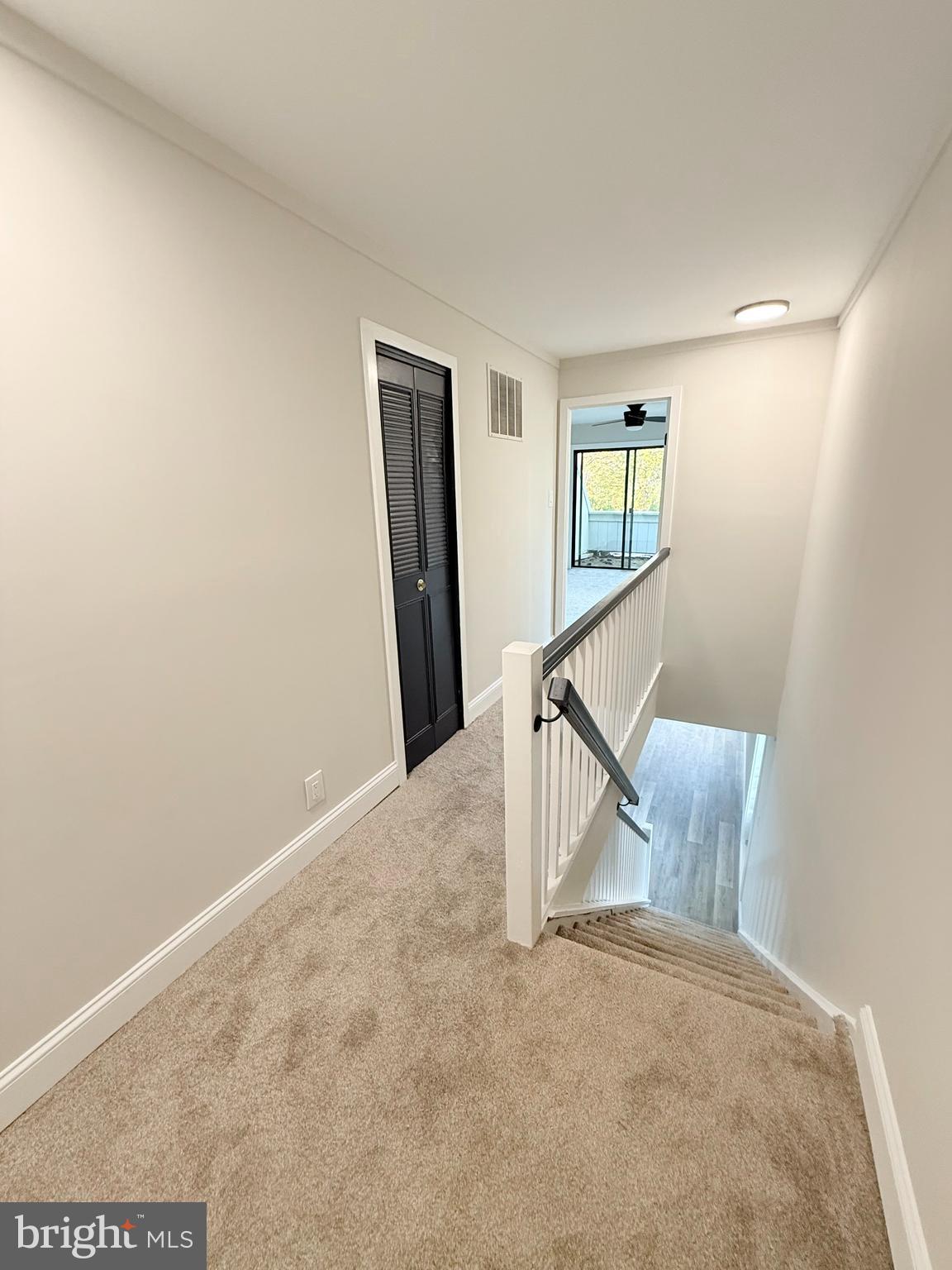 SUMMIT HOUSE - Residential