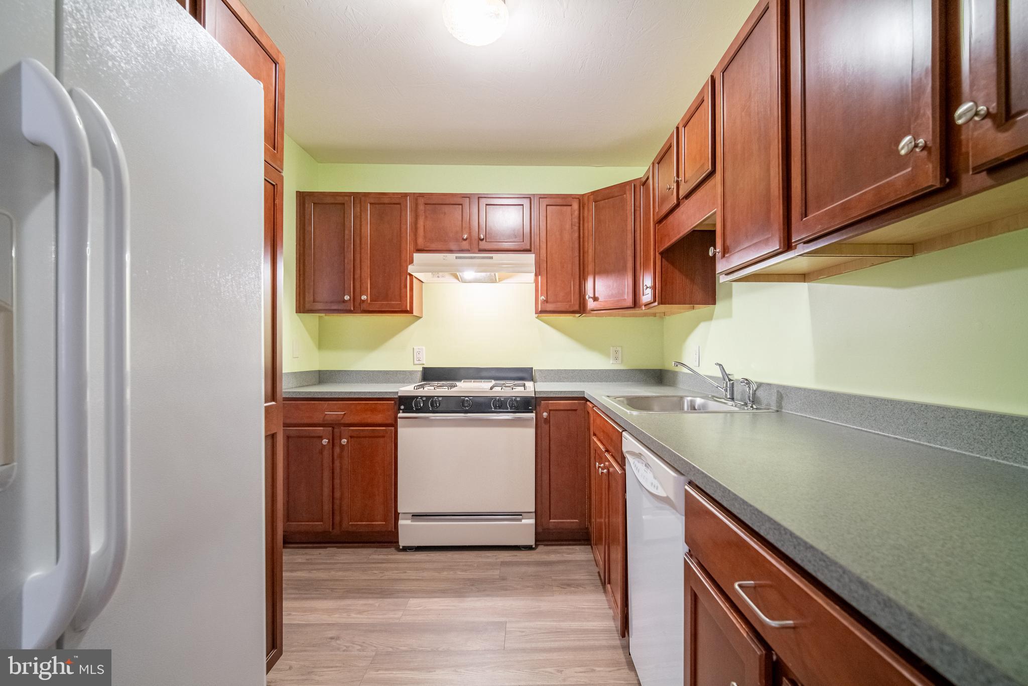 BUTTONWOOD GREEN - Residential