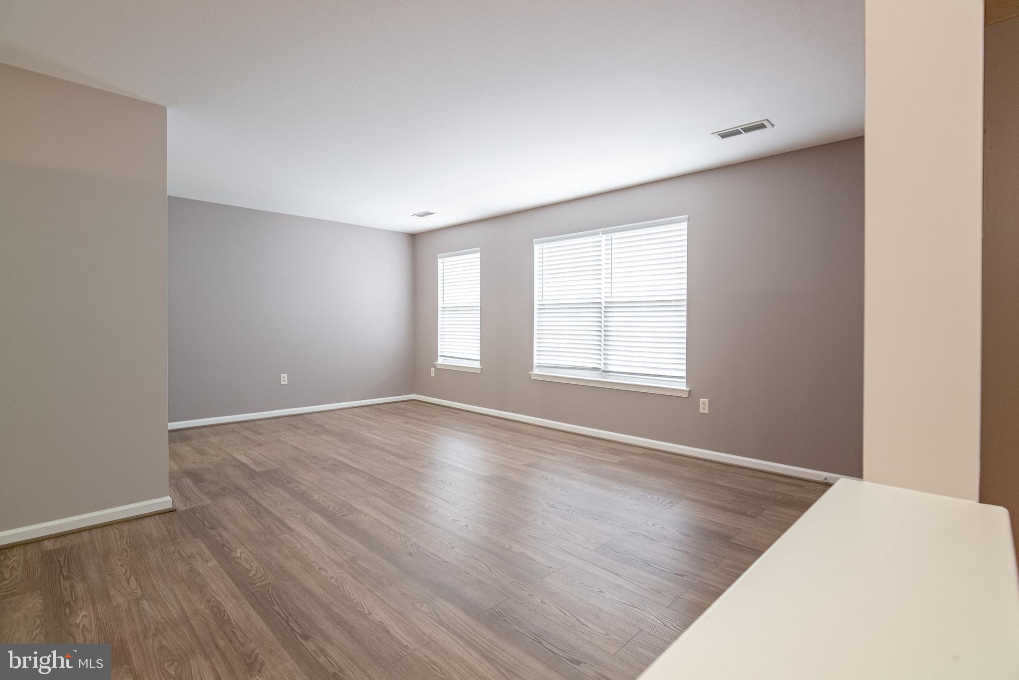 452B BUTTONWOOD LANE