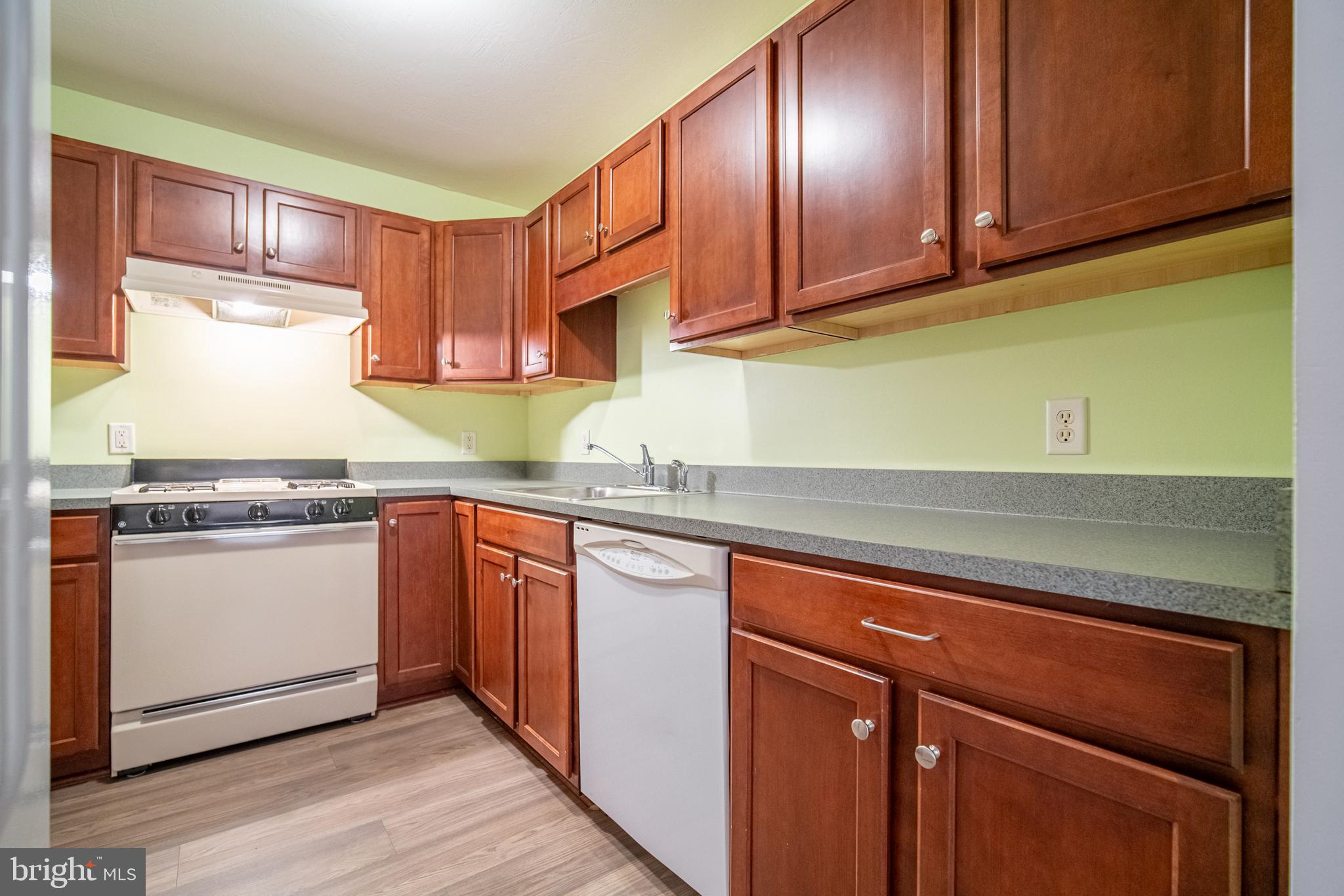 BUTTONWOOD GREEN - Residential