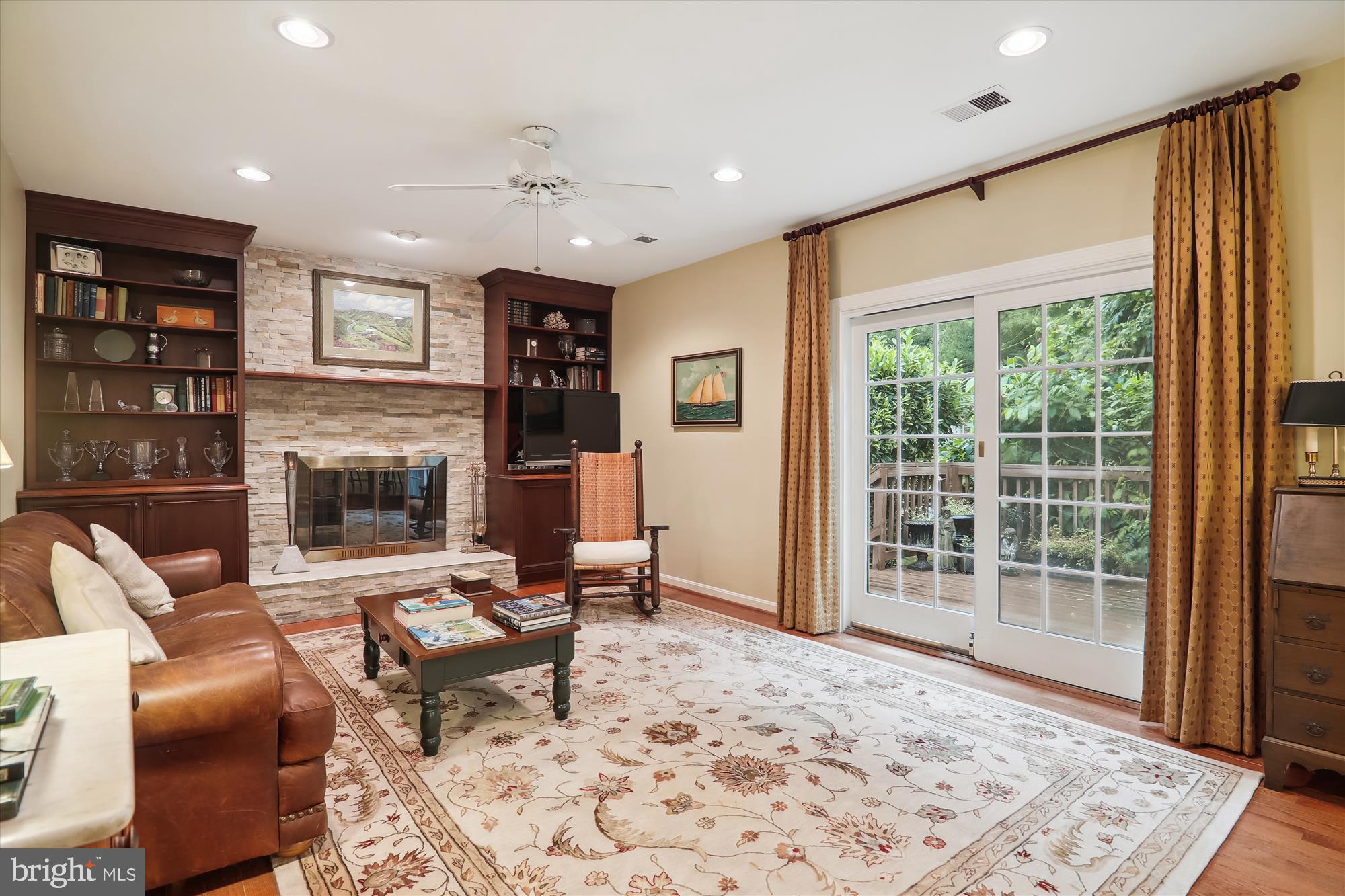 ROCK CREEK HILLS - Residential