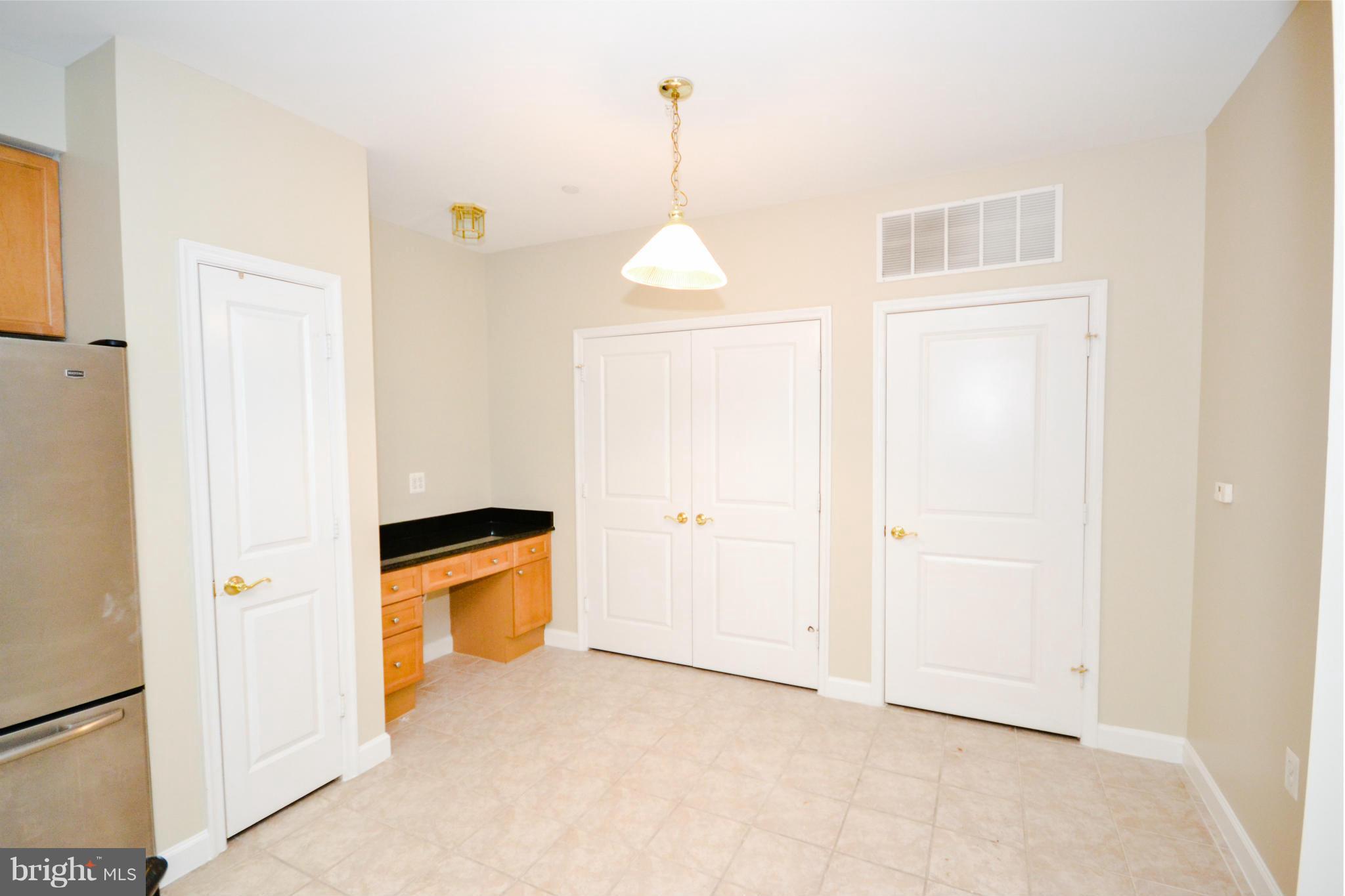 HARBOR POINT EAST/WEST - Residential Lease