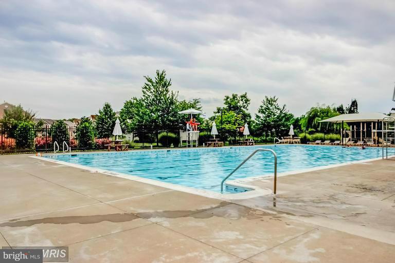 HARBOR POINT EAST/WEST - Residential Lease