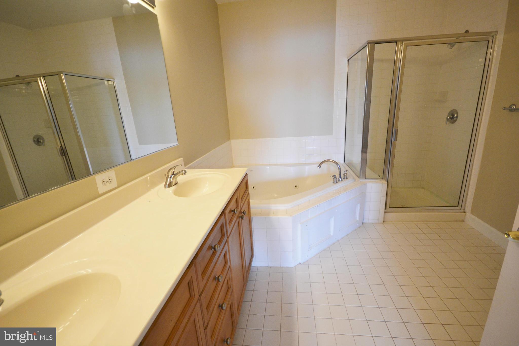 HARBOR POINT EAST/WEST - Residential Lease