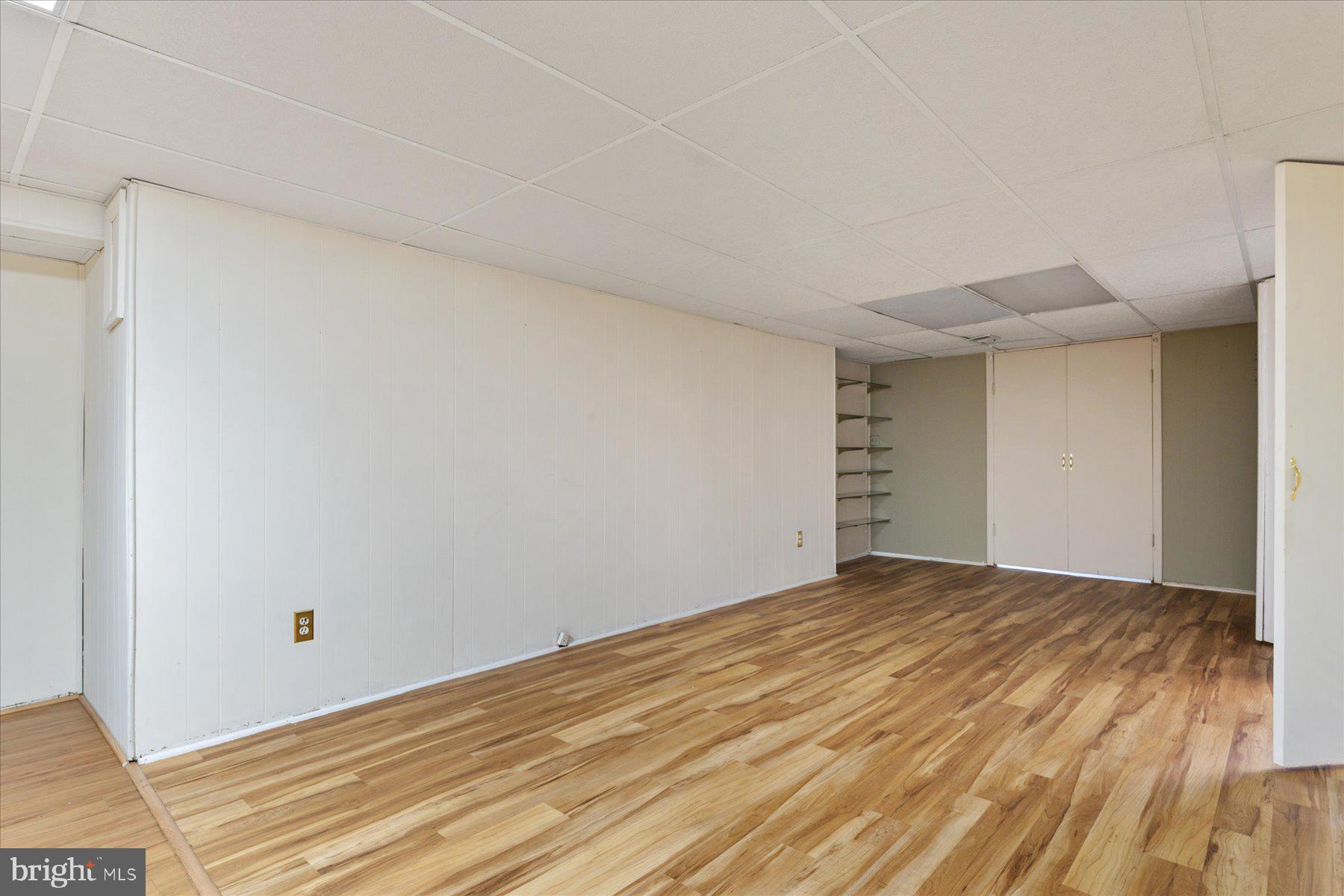 ELMHURST - Residential