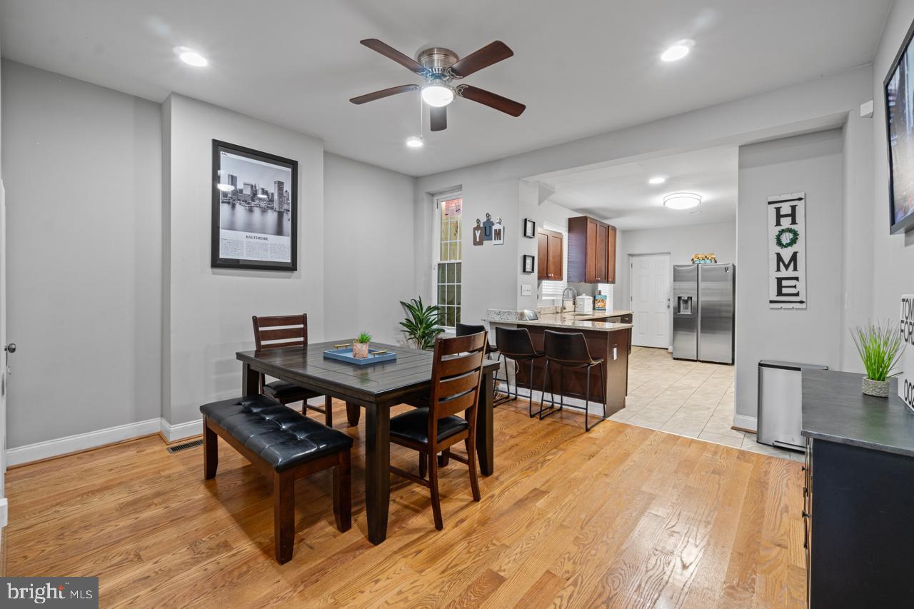 JOHNSTON SQUARE - Residential