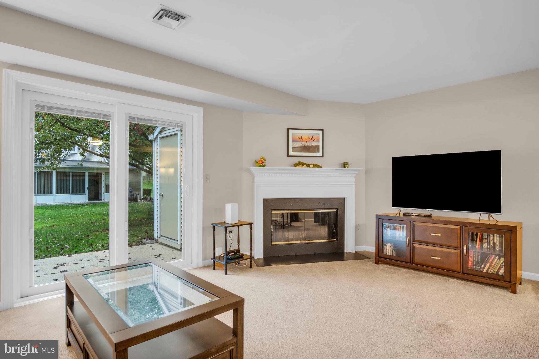 1102 CAMBRIDGE COURT