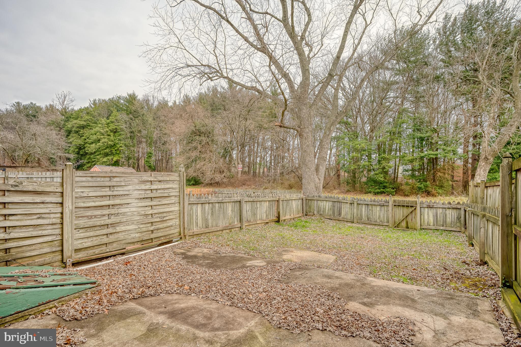 HARFORD SQUARE - Residential Lease