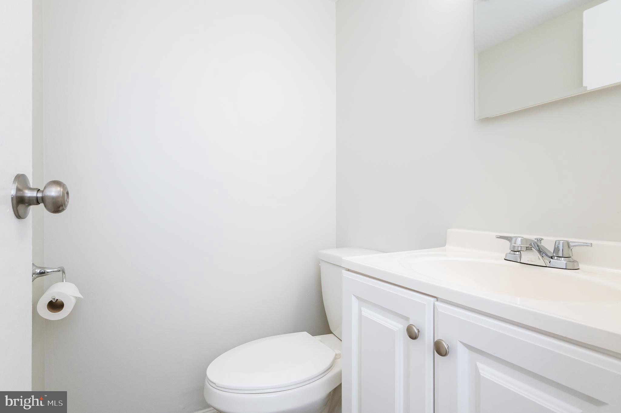 HARFORD SQUARE - Residential Lease