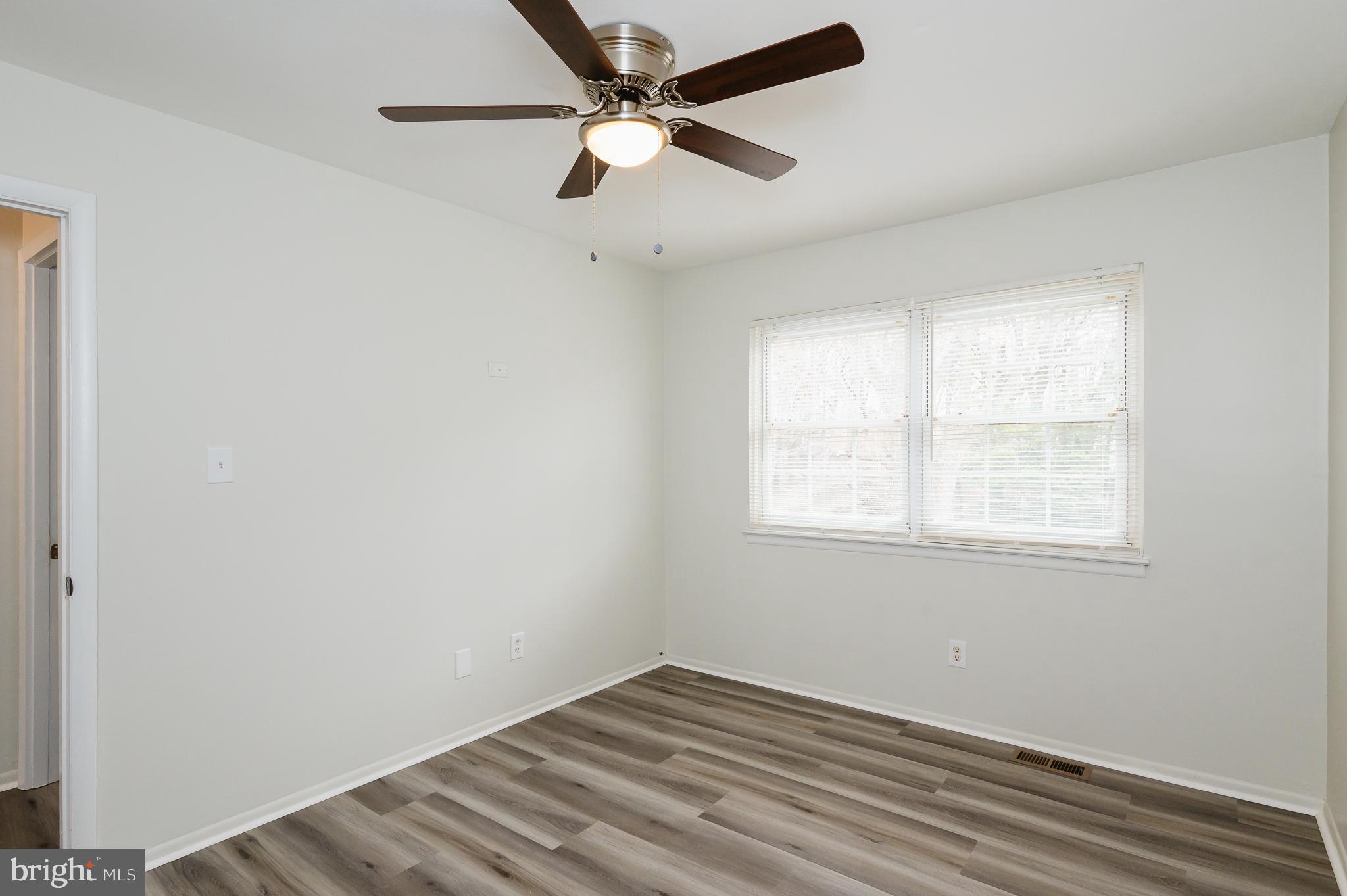 HARFORD SQUARE - Residential Lease