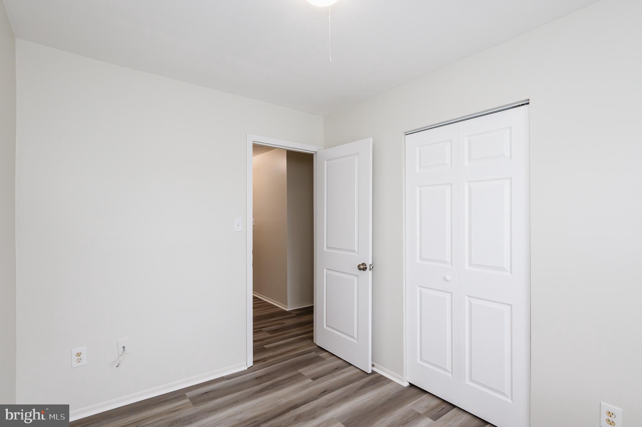 HARFORD SQUARE - Residential Lease