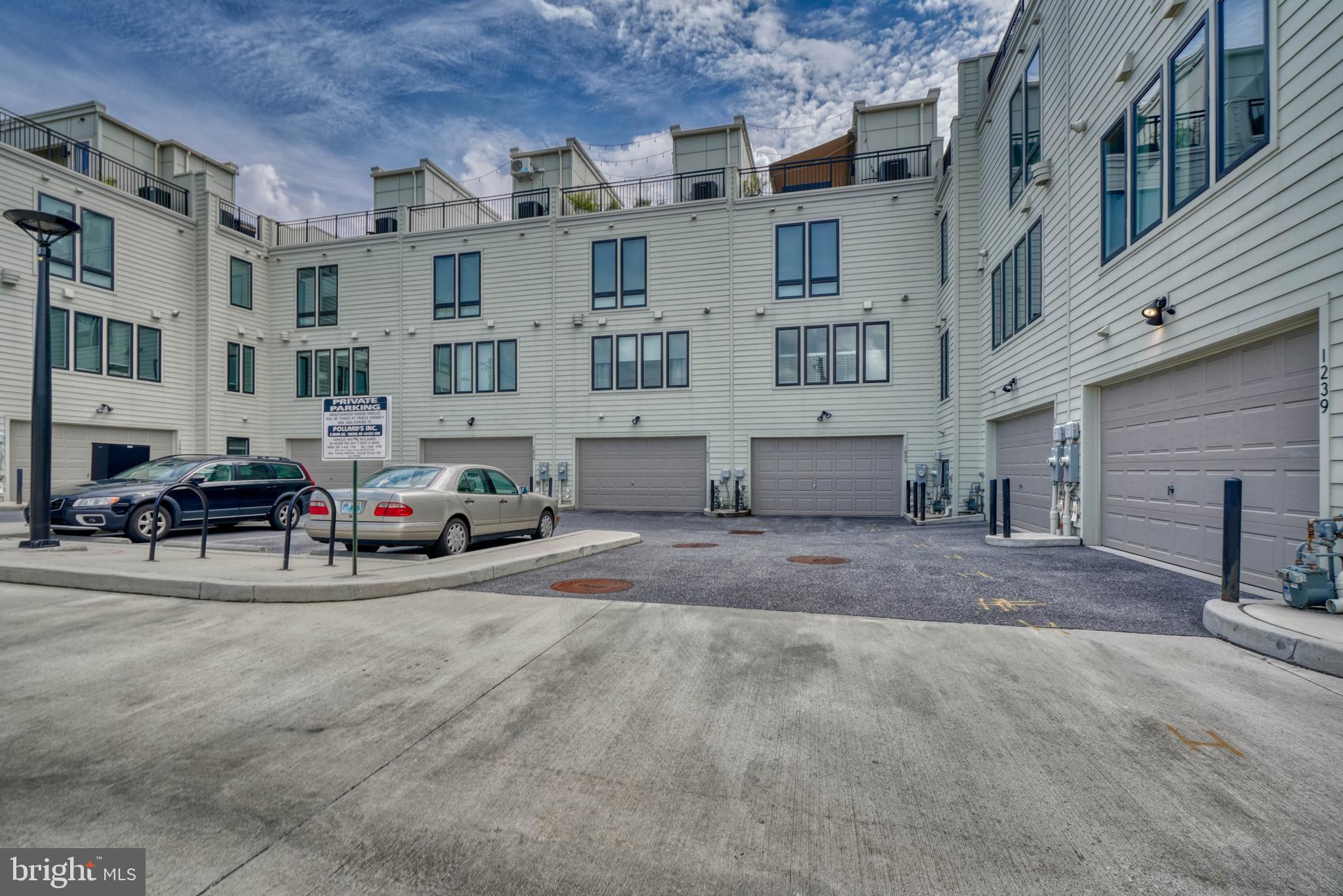 LOCUST POINT - Residential