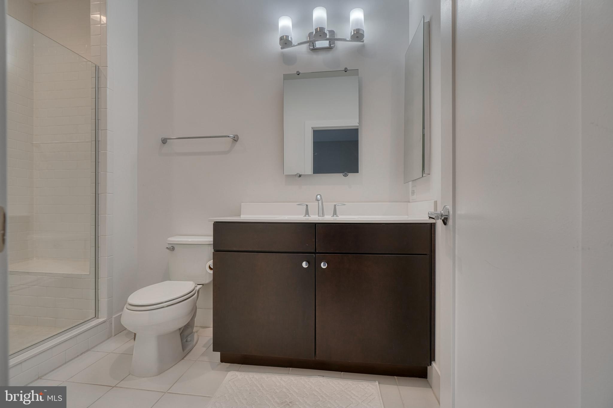 LOCUST POINT - Residential