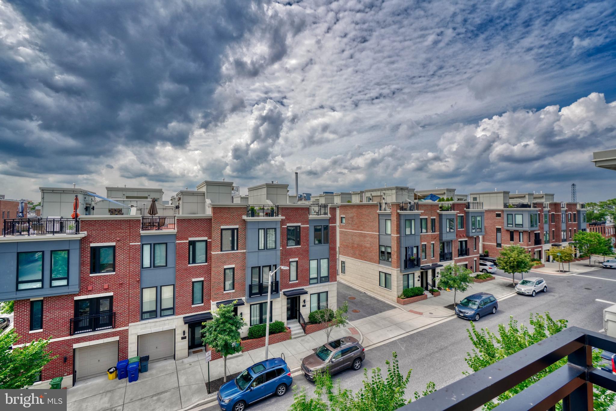 LOCUST POINT - Residential