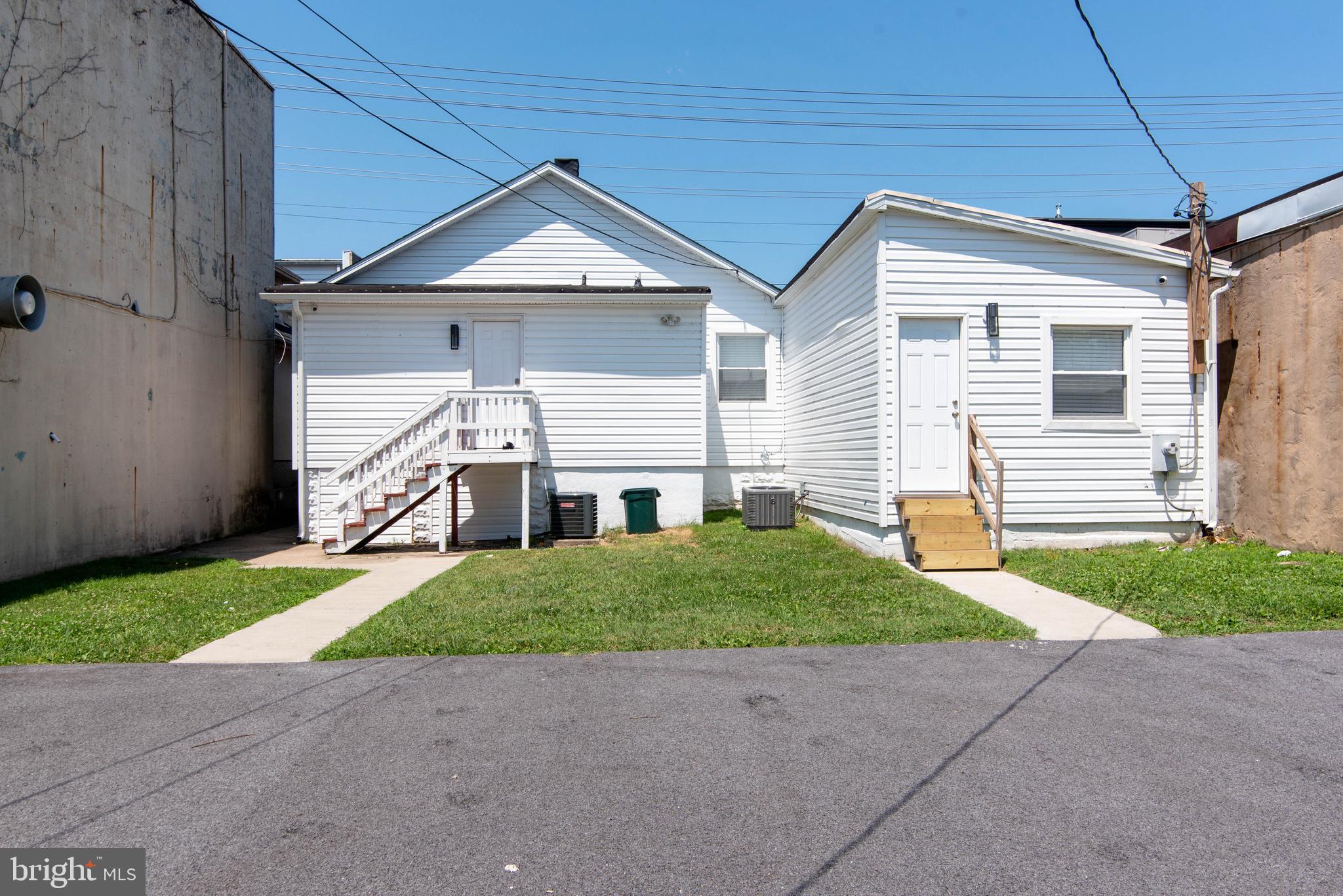 413 EASTERN BOULEVARD