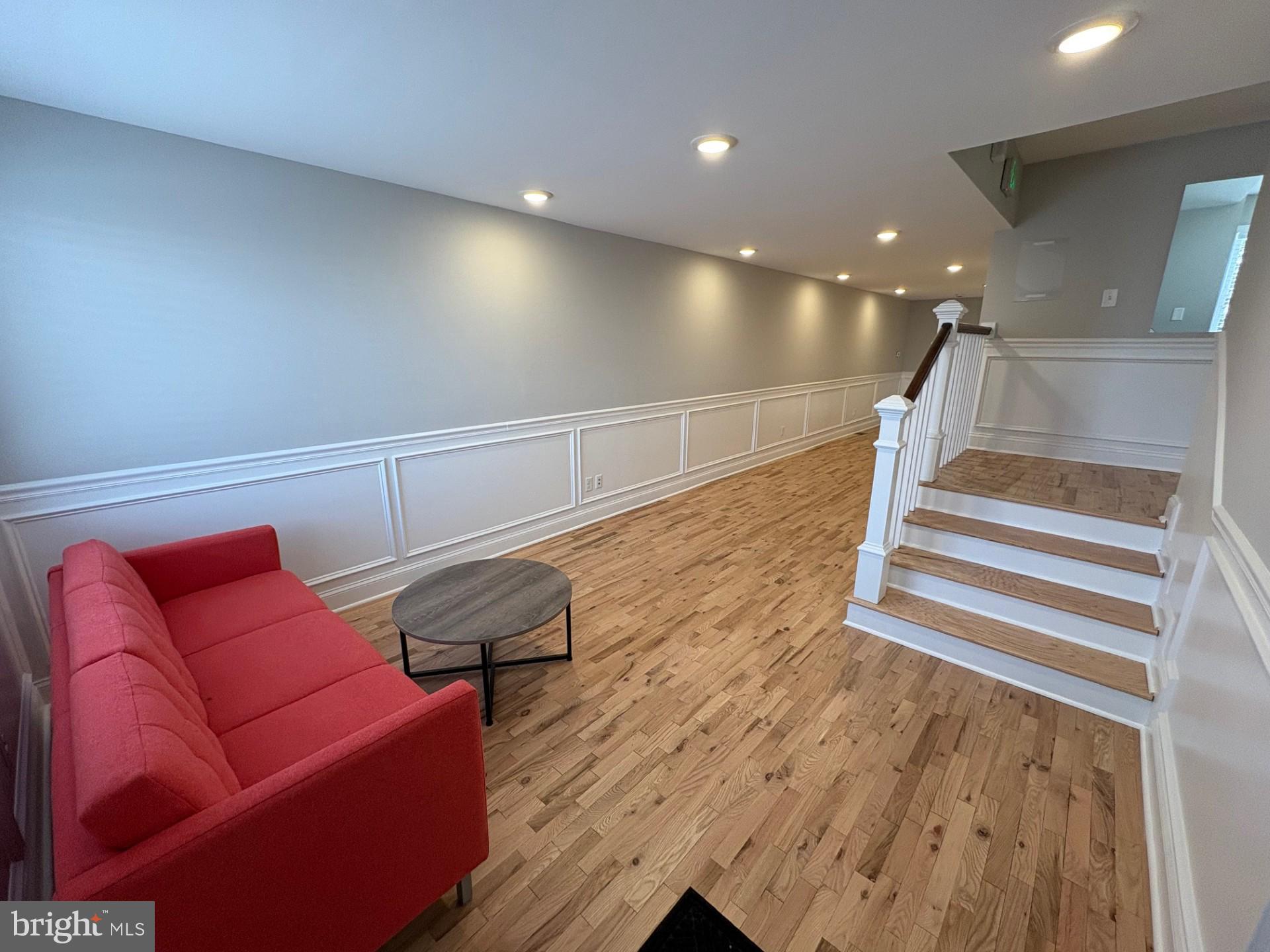 413 EASTERN BOULEVARD