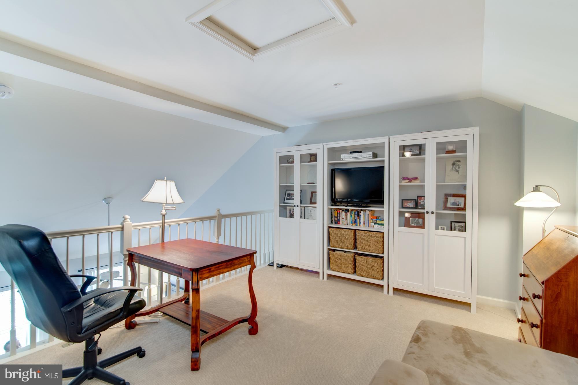 OLD TOWN GREENS - Residential