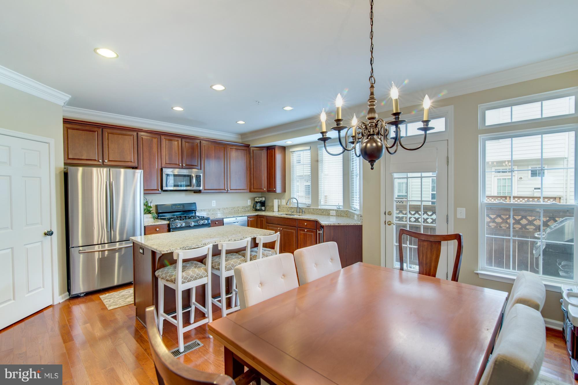 OLD TOWN GREENS - Residential