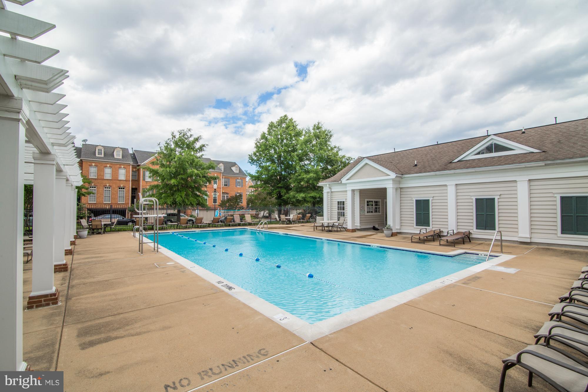 OLD TOWN GREENS - Residential