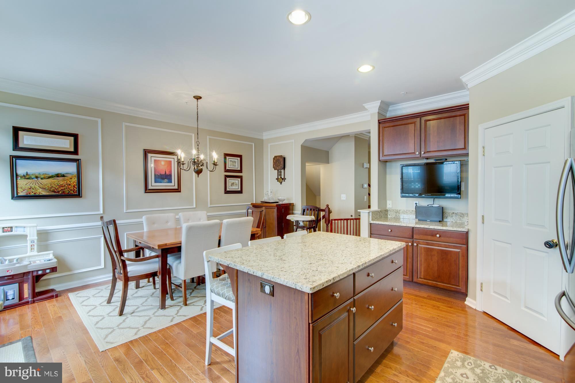 OLD TOWN GREENS - Residential