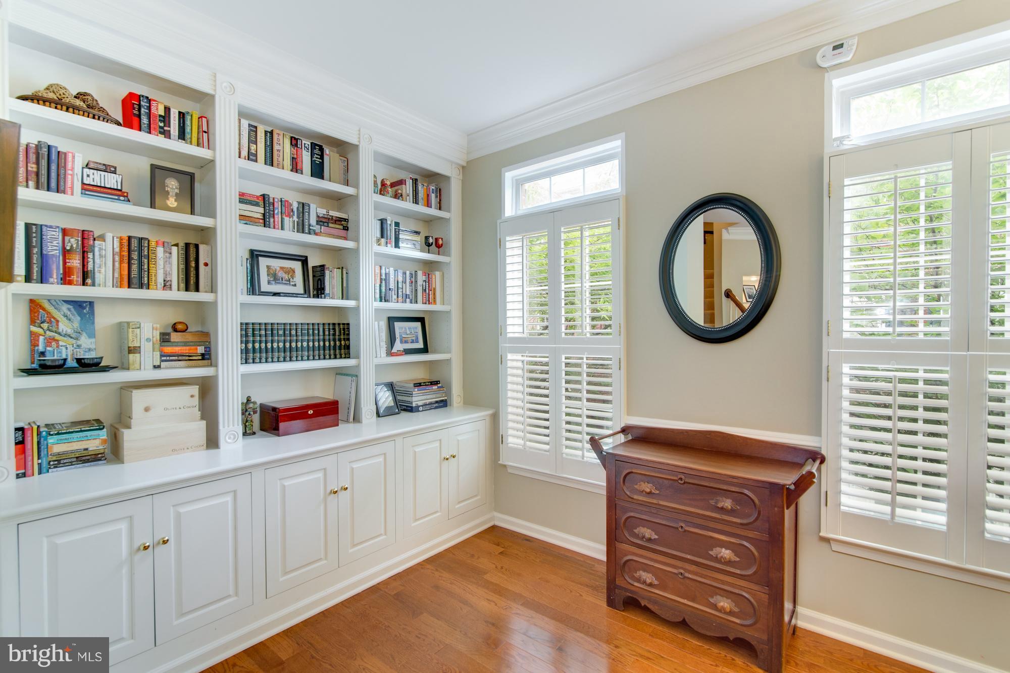 OLD TOWN GREENS - Residential