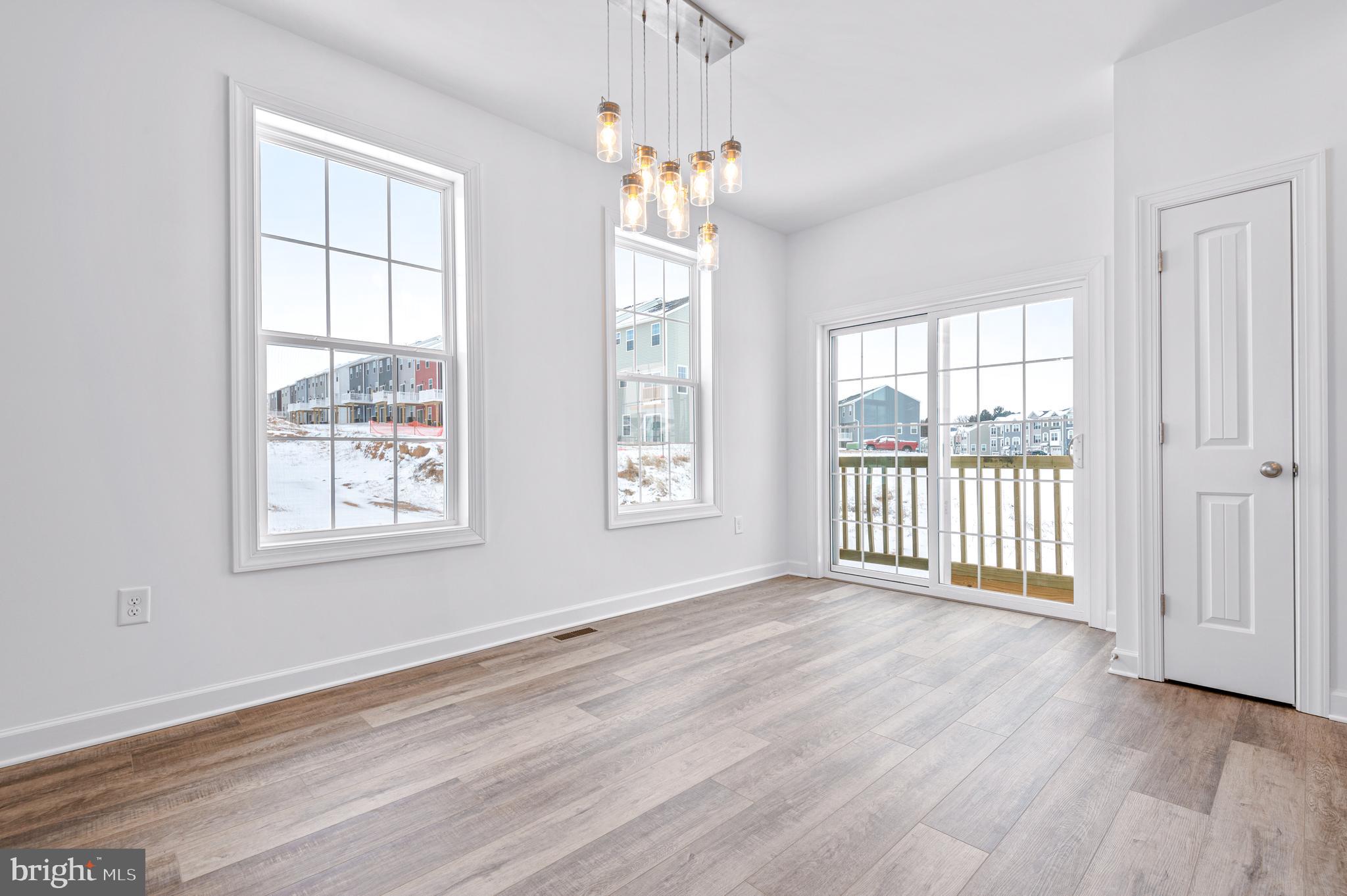 HUDSON RIDGE - Residential