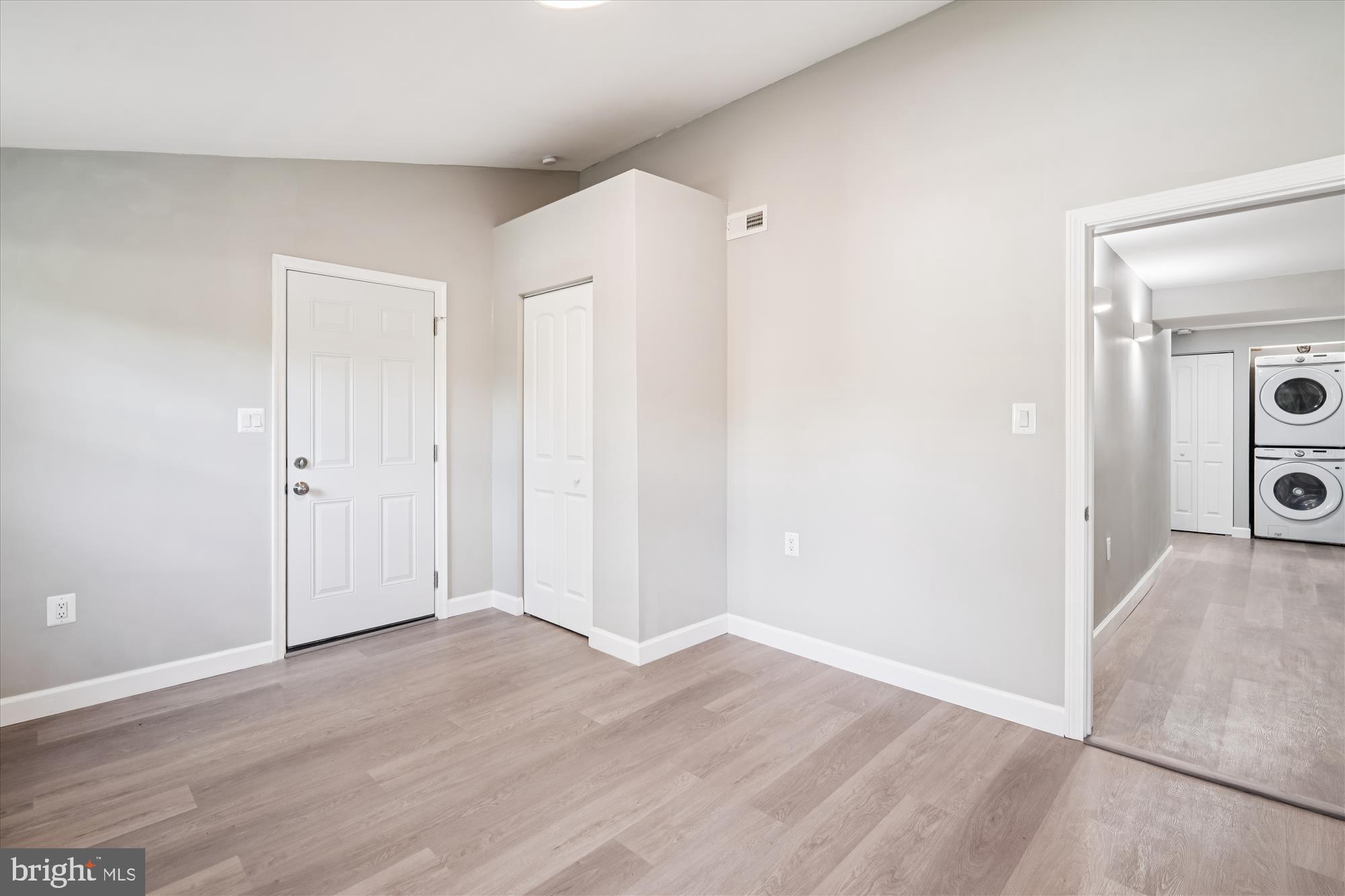 BRIGHTLEAF - Residential