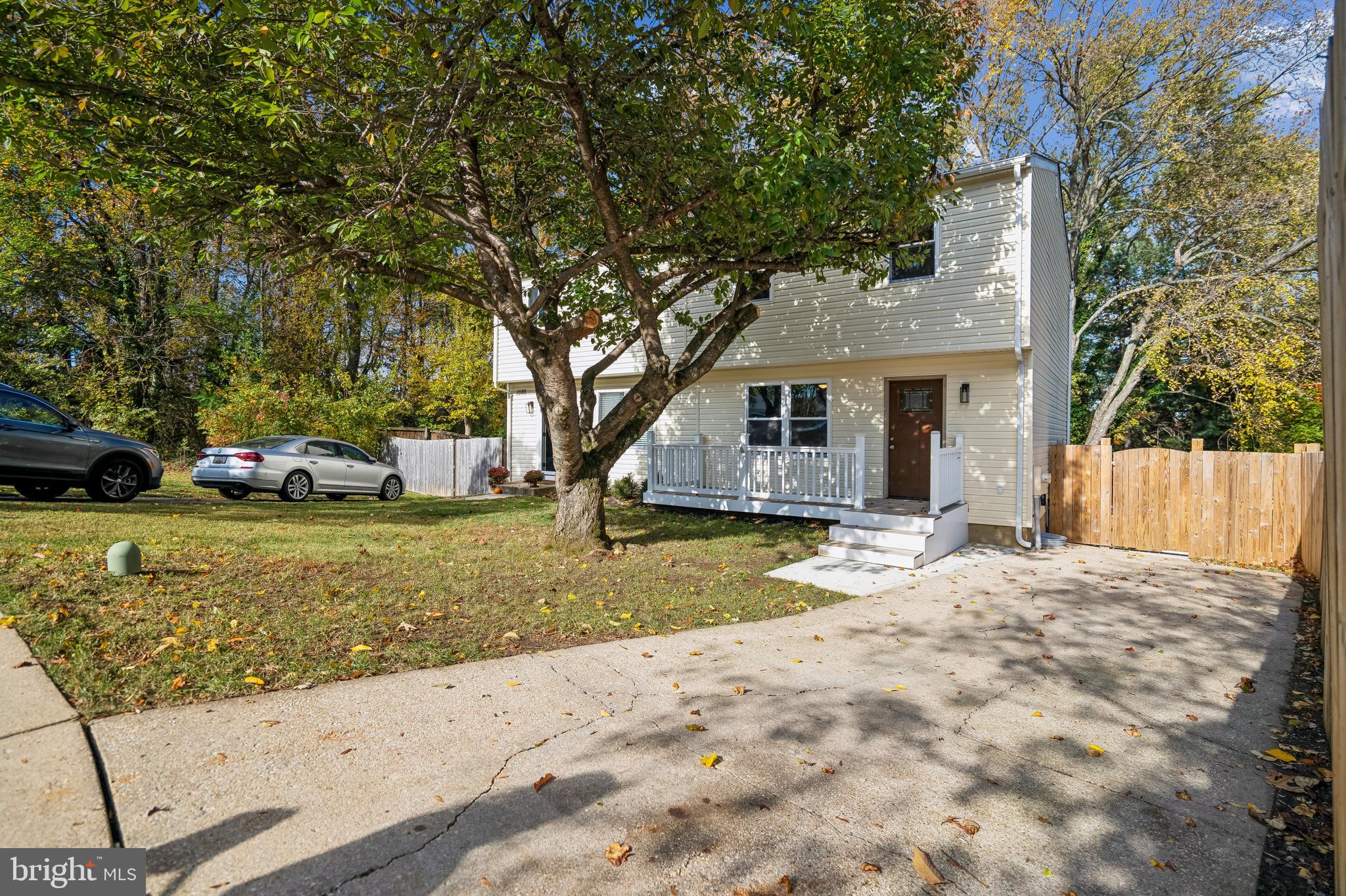 1078 BRIGHTLEAF COURT