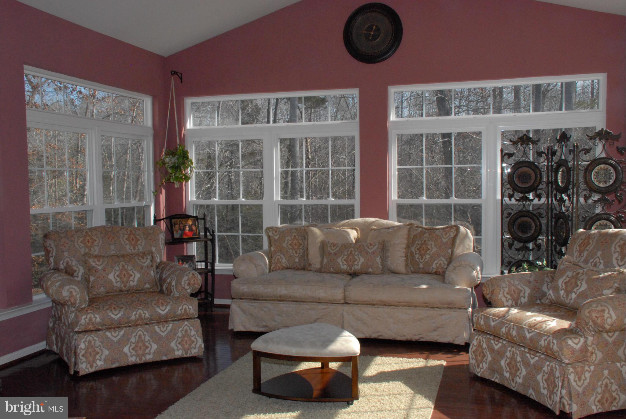 PEMBROOKE - Residential