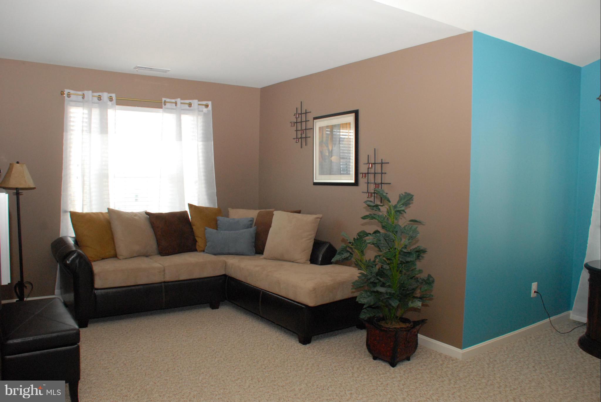 PEMBROOKE - Residential