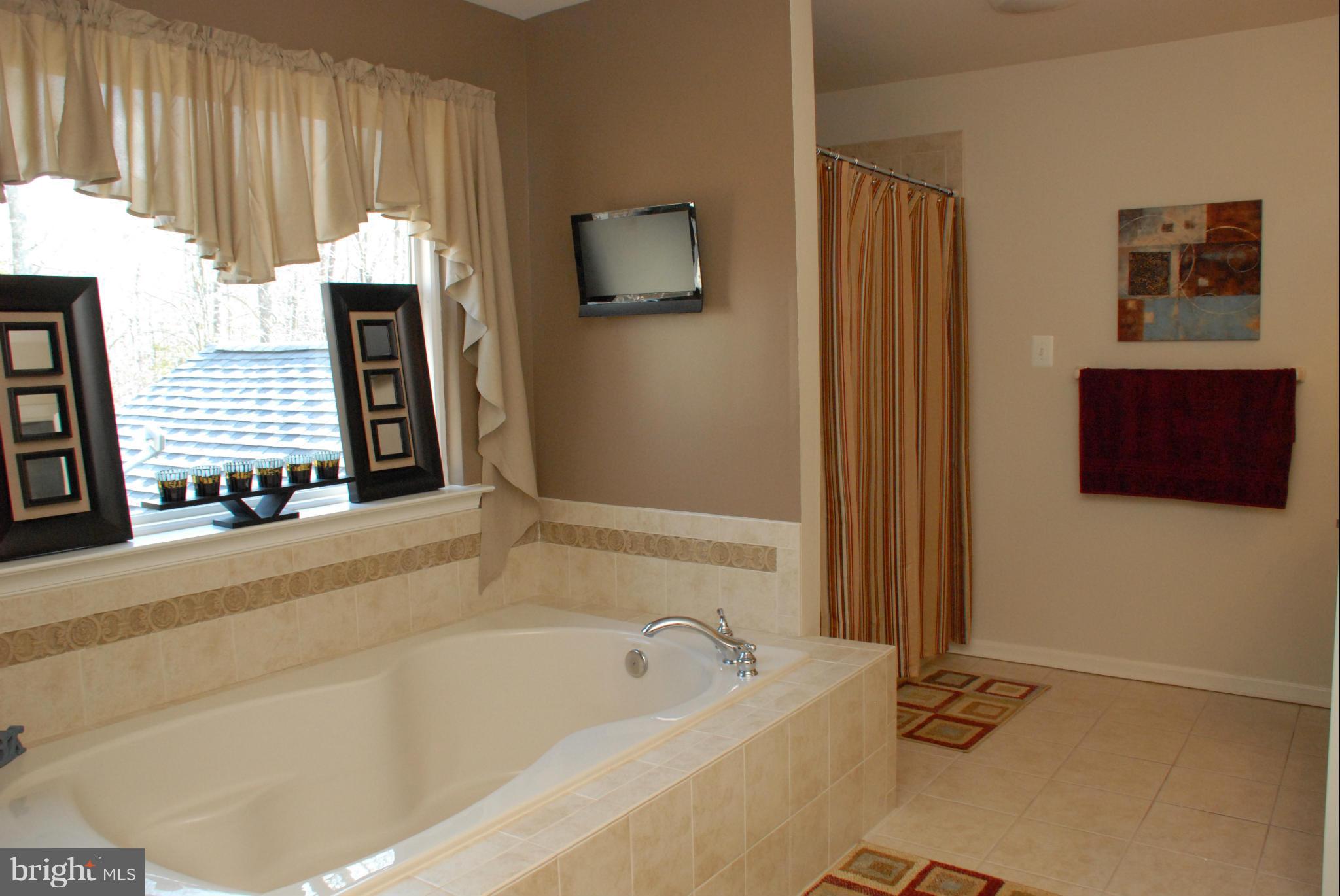 PEMBROOKE - Residential