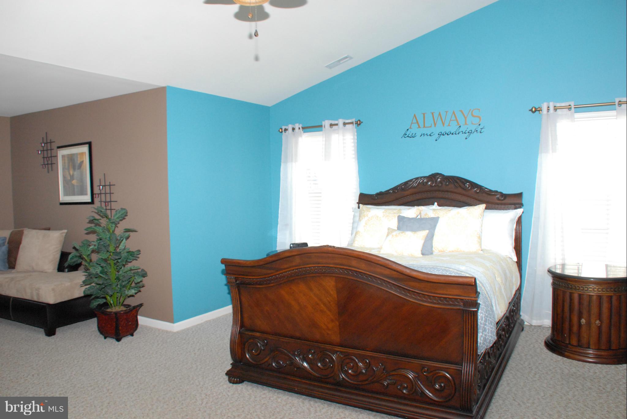 PEMBROOKE - Residential