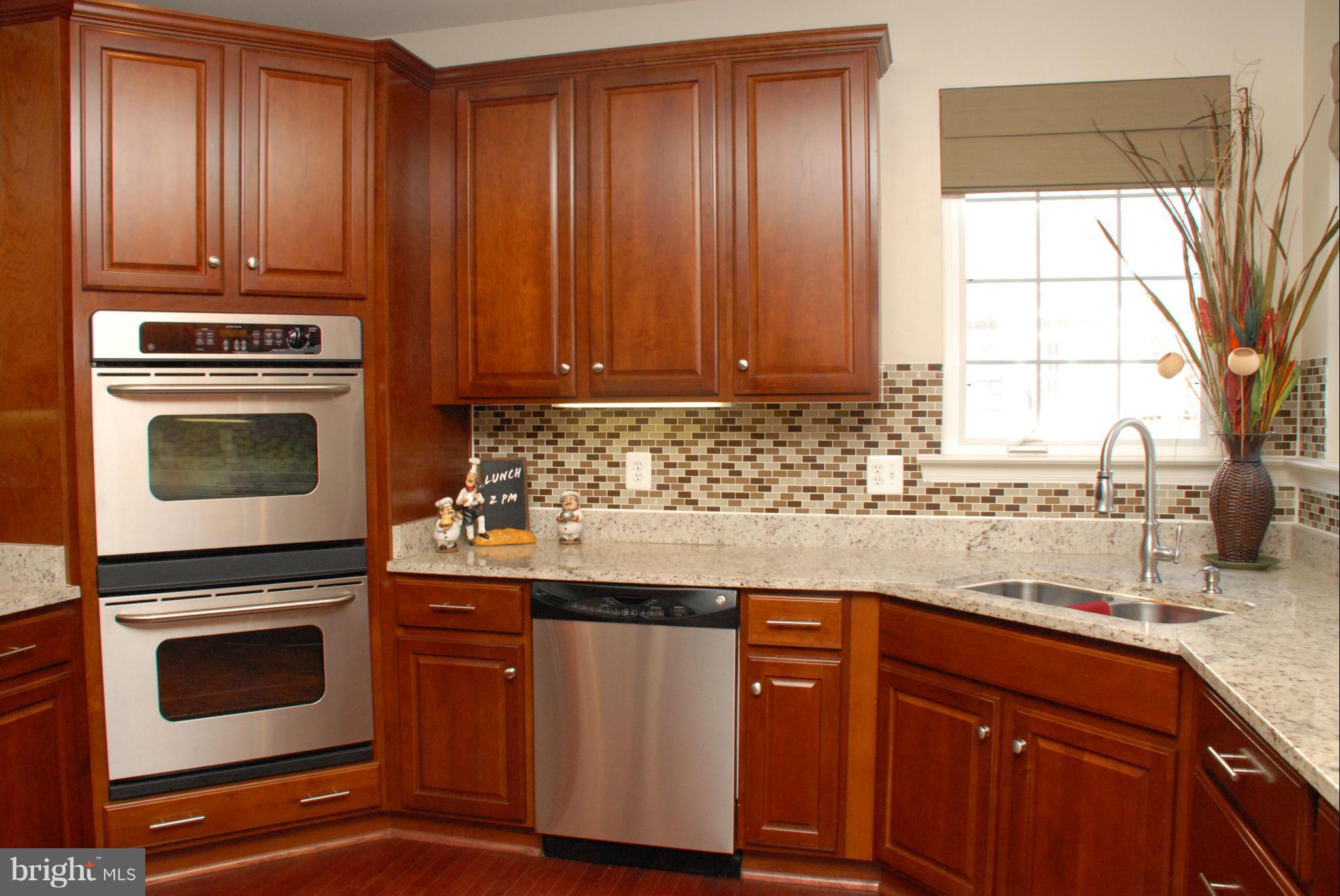 PEMBROOKE - Residential