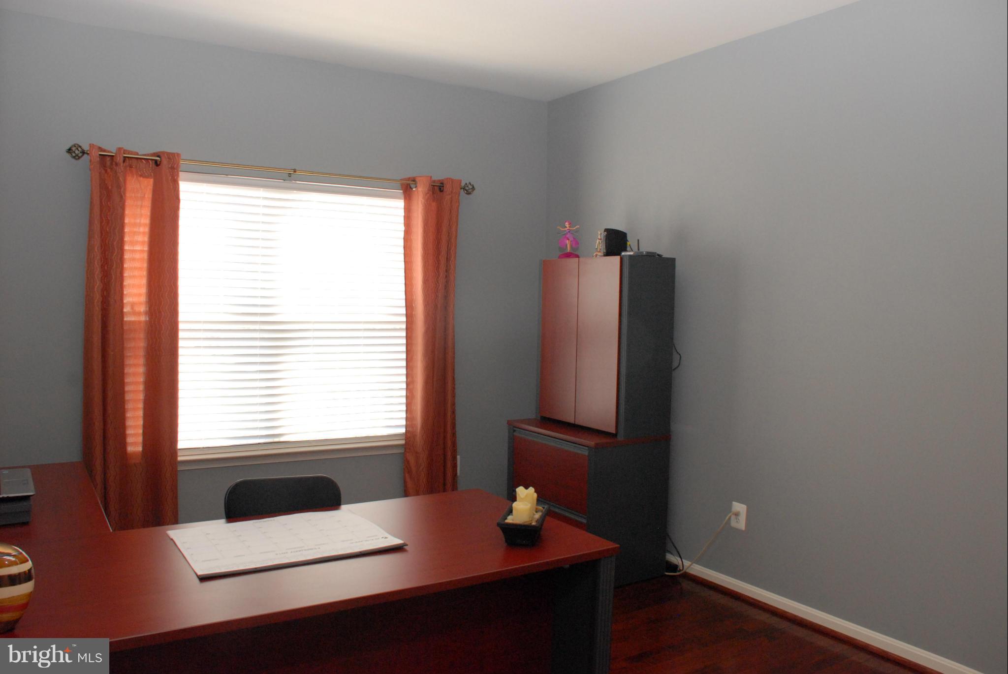 PEMBROOKE - Residential