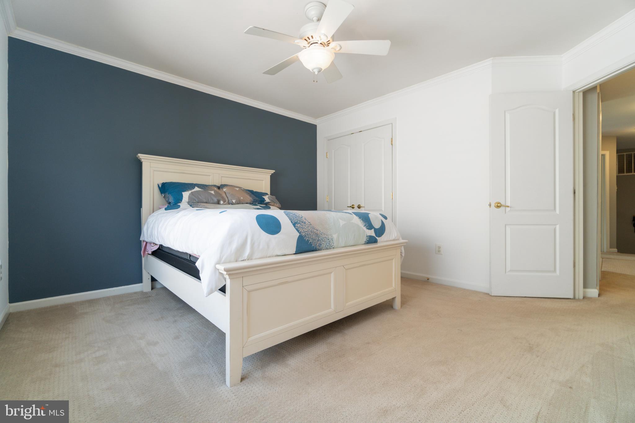 HOYLES MILL VILLAGE - Residential