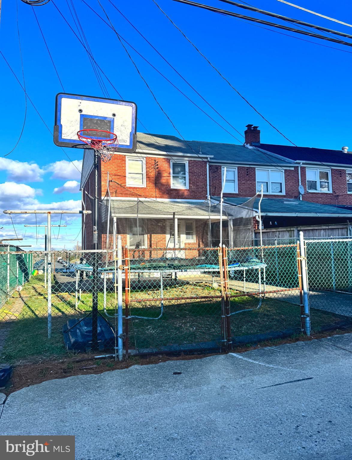 EASTFIELD - Residential