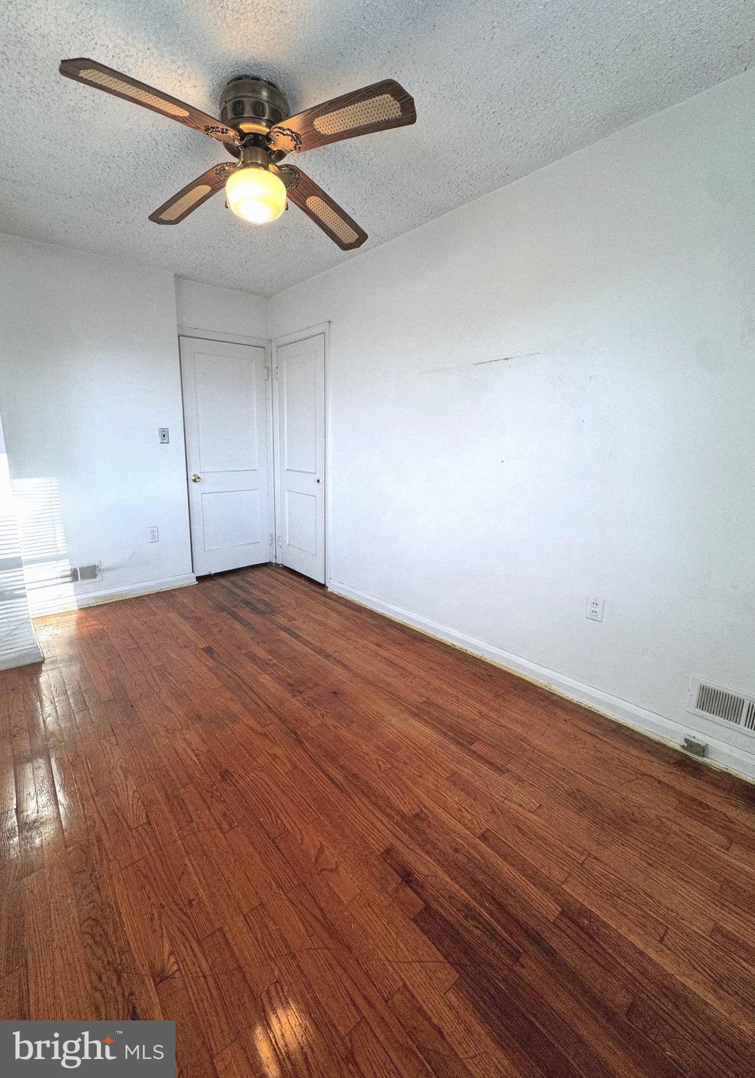 EASTFIELD - Residential