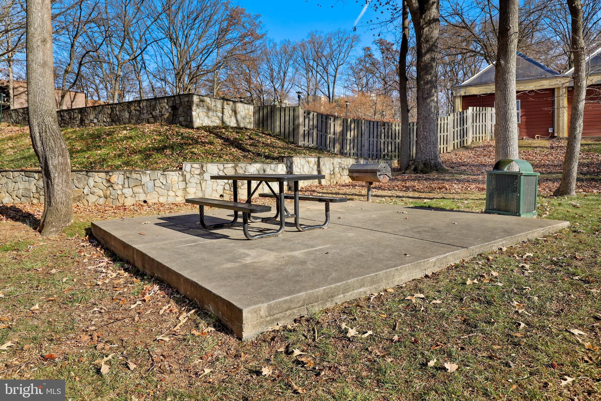 WOODBURN VILLAGE - Residential