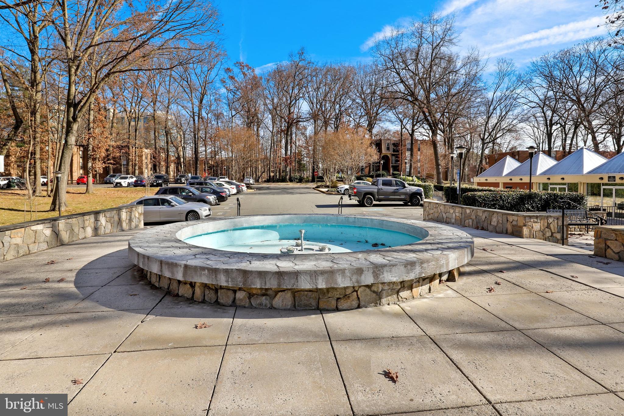 WOODBURN VILLAGE - Residential