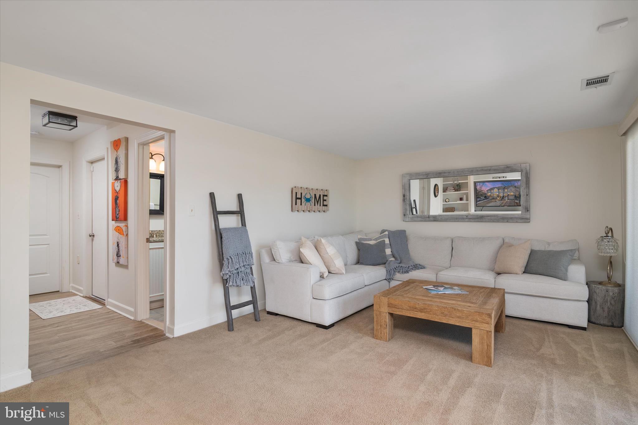 CHESAPEAKE HARBOUR - Residential