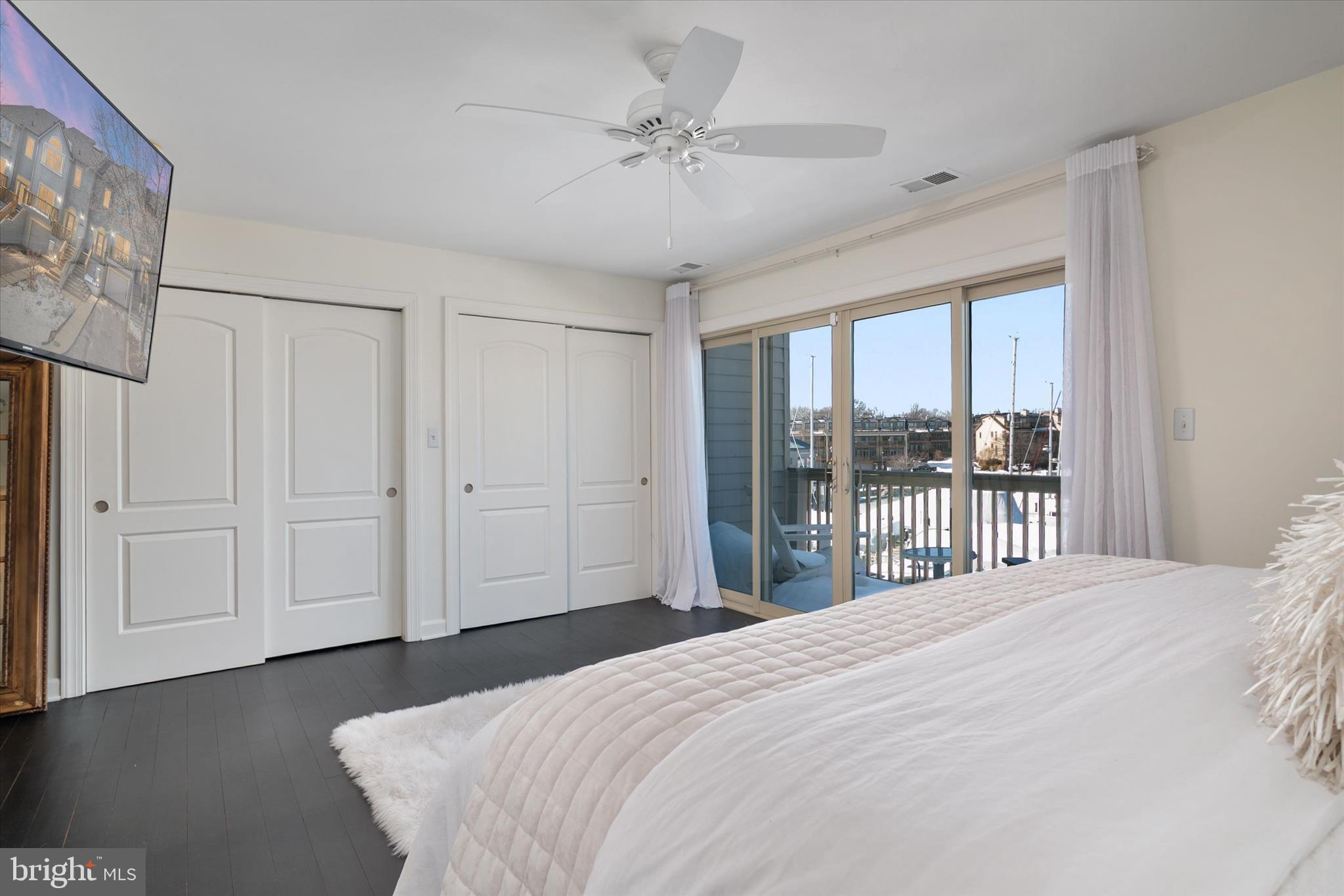 CHESAPEAKE HARBOUR - Residential