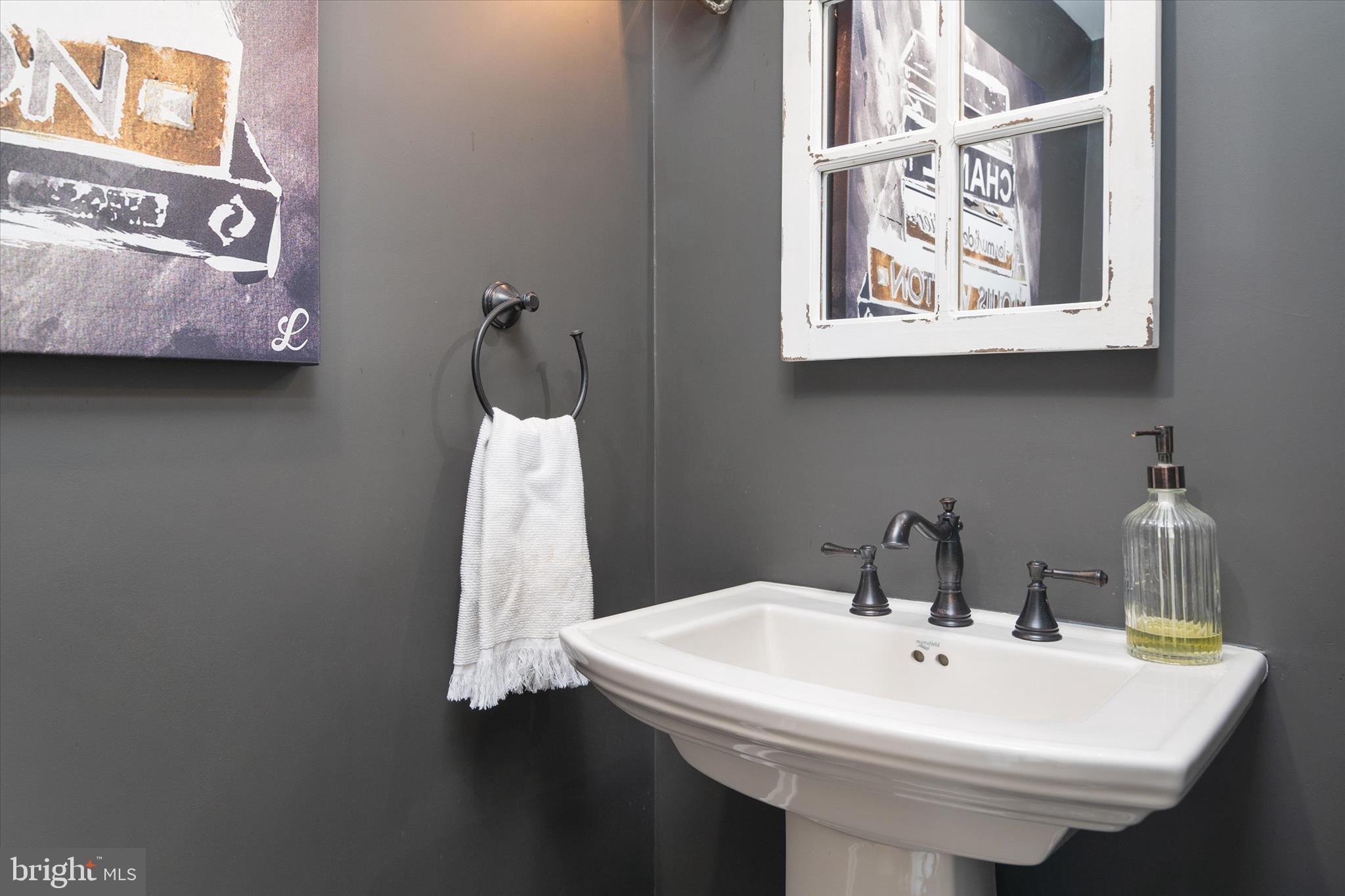 CHESAPEAKE HARBOUR - Residential