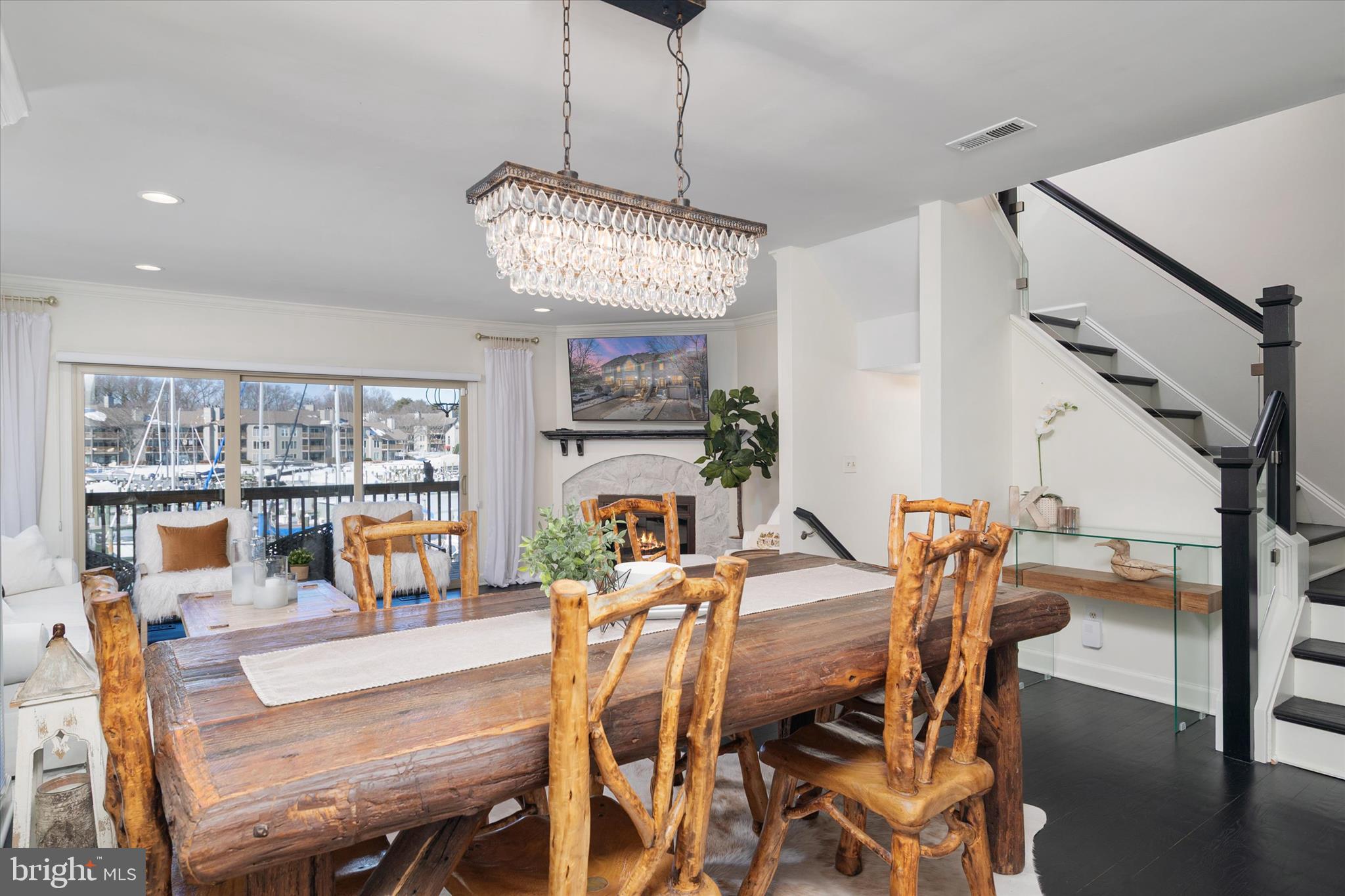 CHESAPEAKE HARBOUR - Residential